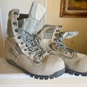 Belleville 8” Steeltoe Airforce/Army Boot, Vibram Soles, Size 10E, USA Made